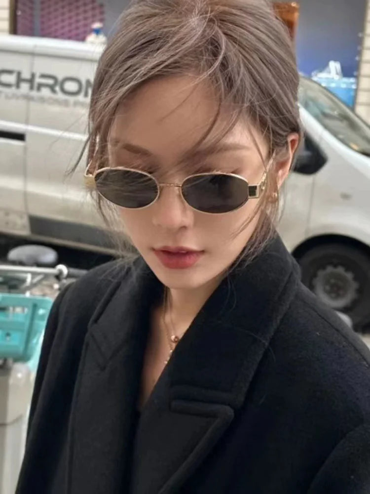 Gafas de sol vintage de metal ovaladas para mujer