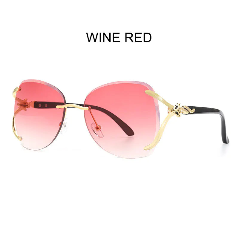 Gafas de sol de moda para mujer con diseño de metal y diamantes