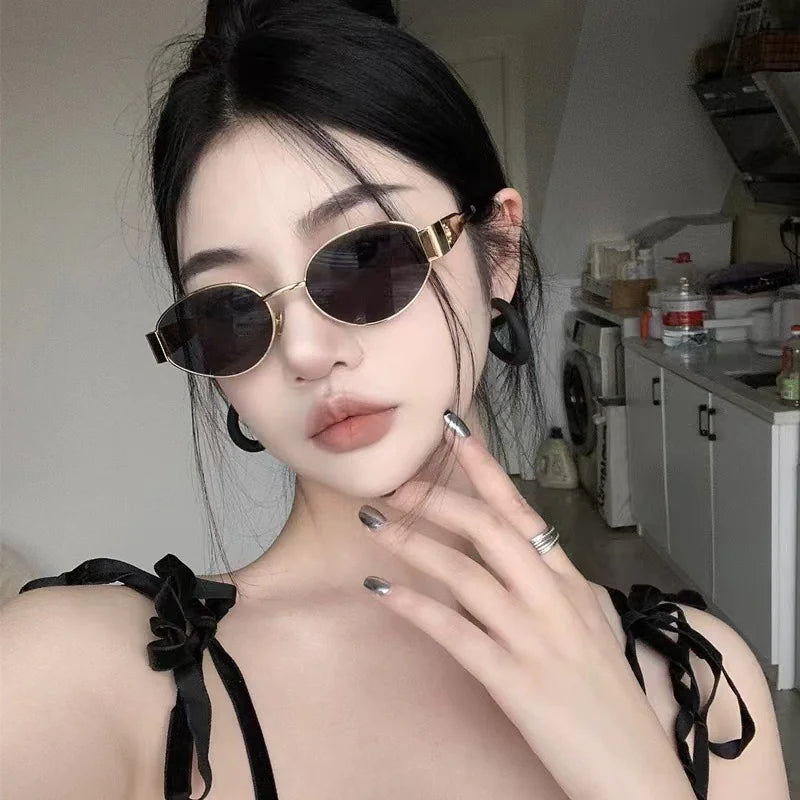 Gafas de sol vintage de metal ovaladas para mujer