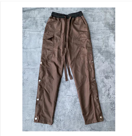 Pantalones cargo de pierna recta con cremallera y bolsillos con velcro