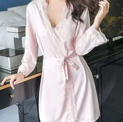 Conjunto de bata y pijama para mujer