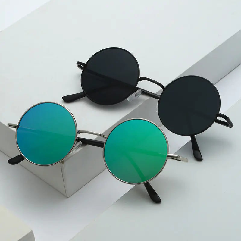 Gafas de sol redondas reflectantes vintage de verano