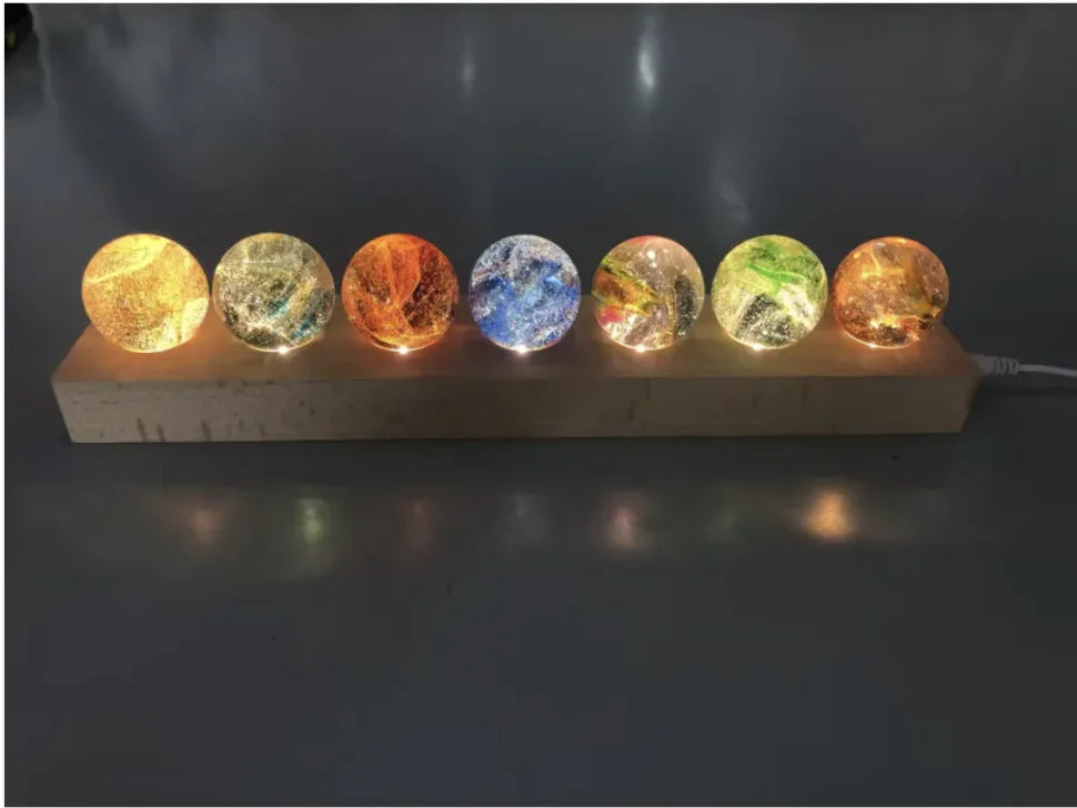 Bola de cristal que brilla en la oscuridad