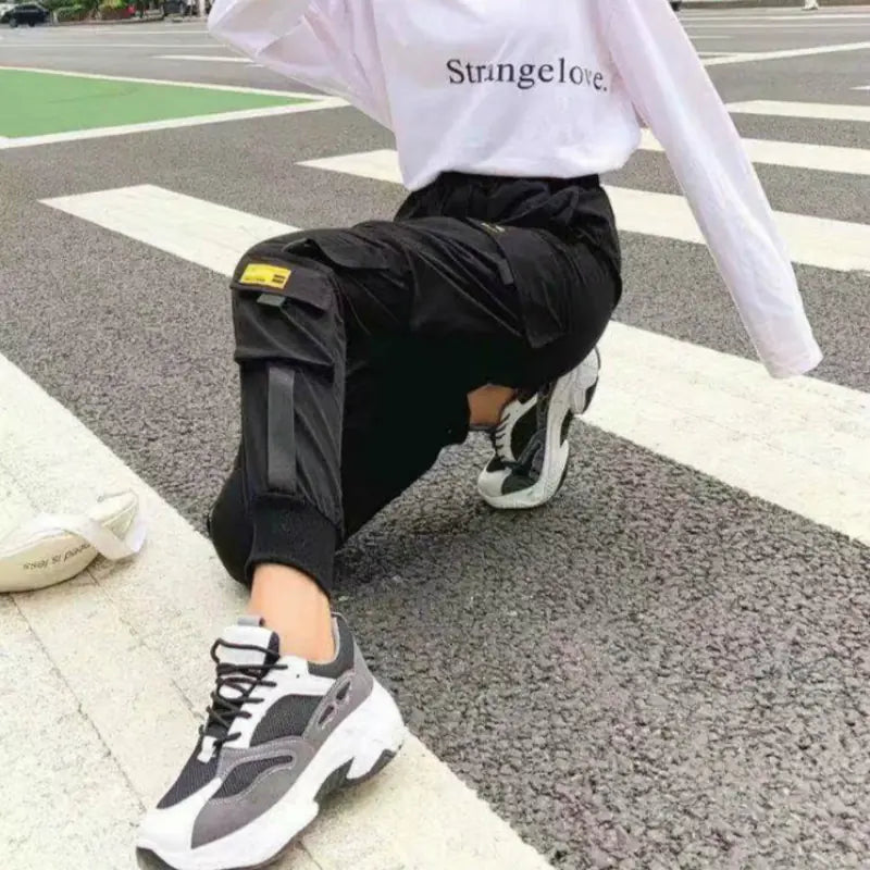 Pantalones cargo negros holgados de cintura alta para mujer